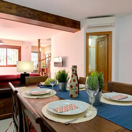 Cortes House Holiday home *